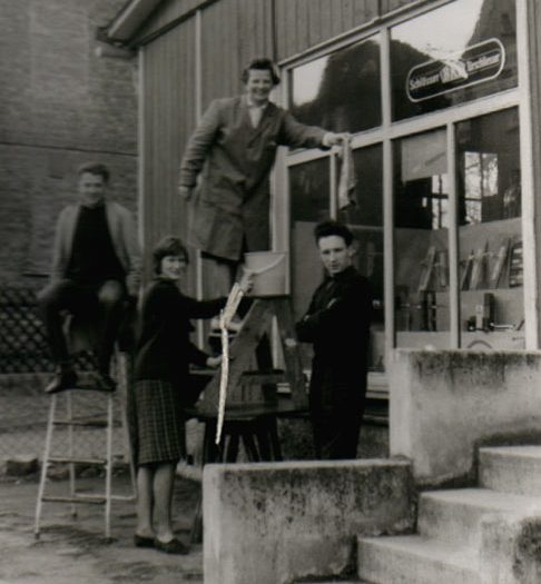 Marx Staffel GmbH - Ursula Prein mit Angestellten